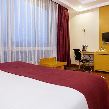 Three Steers Hotel Meru Dış mekan fotoğraf