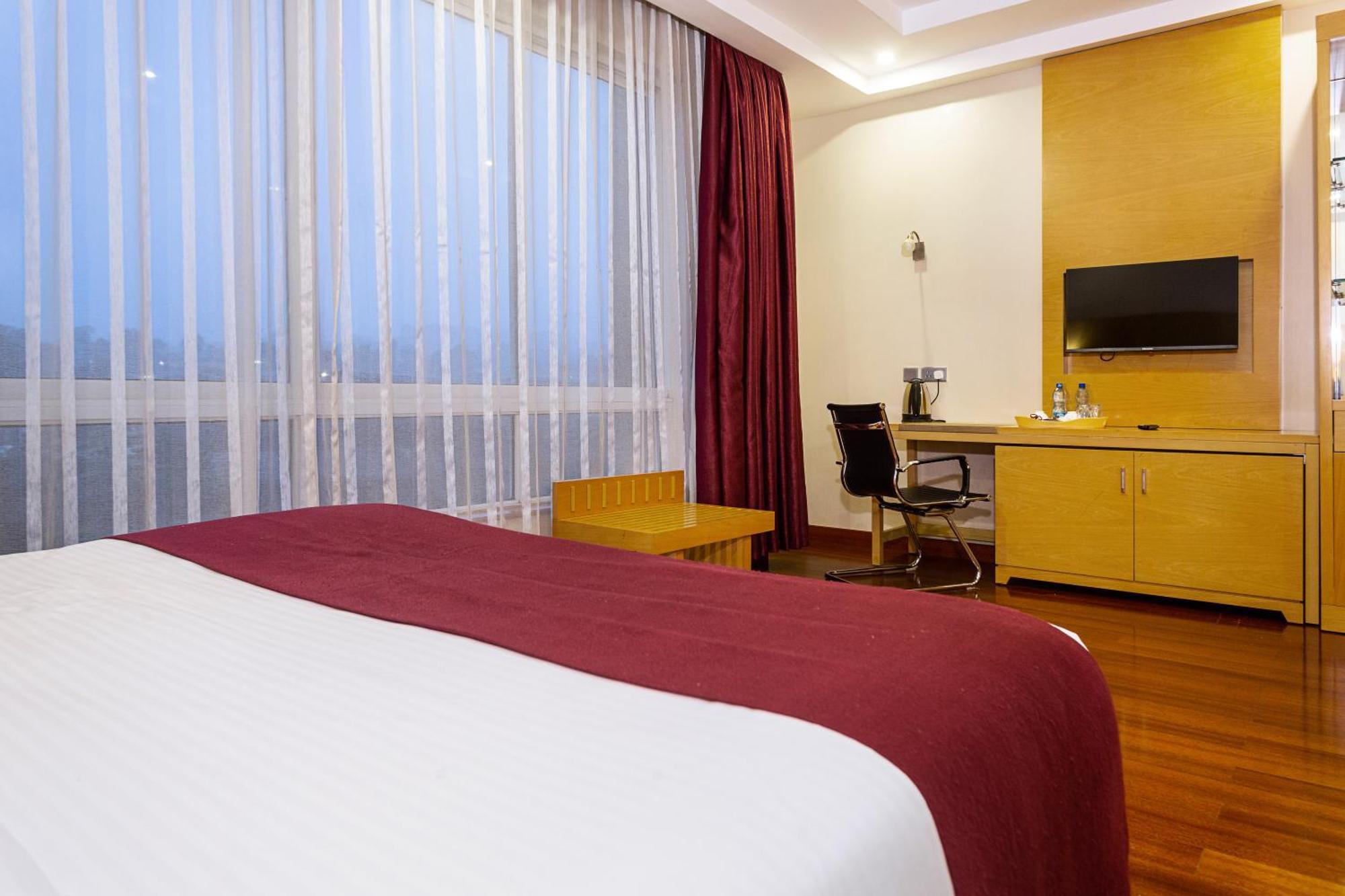 Three Steers Hotel Meru Dış mekan fotoğraf