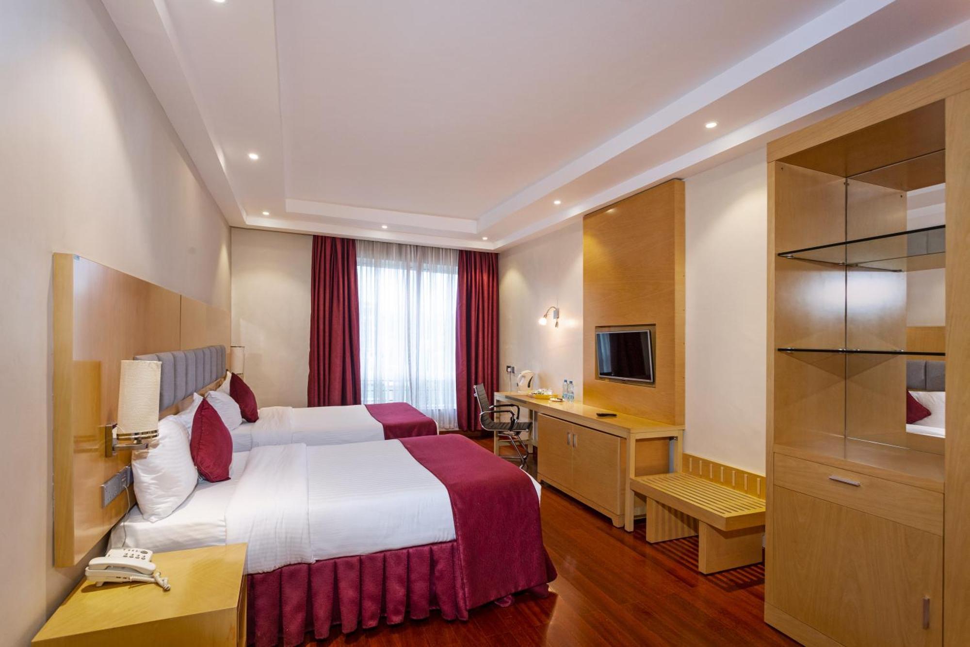 Three Steers Hotel Meru Dış mekan fotoğraf