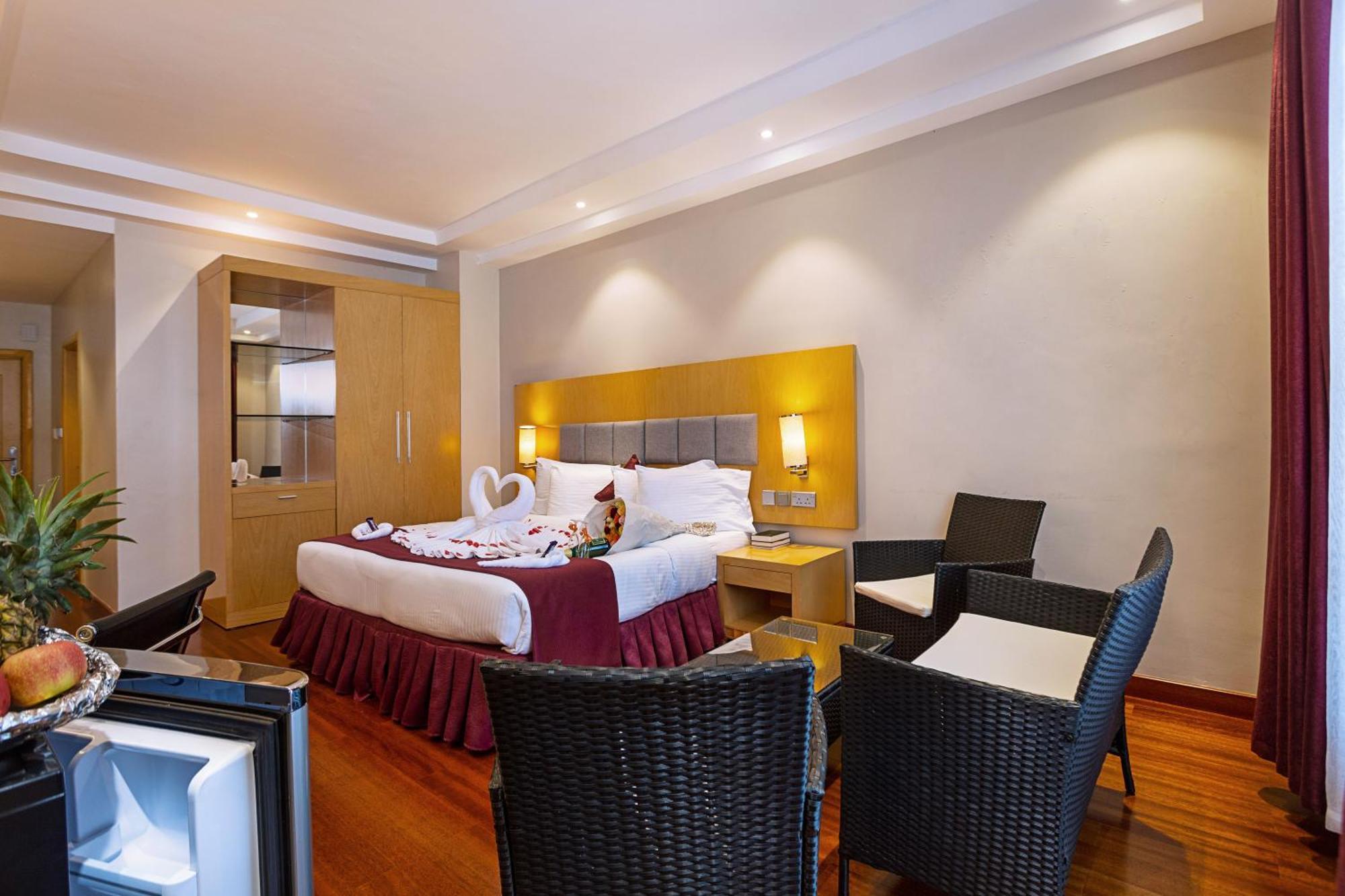 Three Steers Hotel Meru Dış mekan fotoğraf