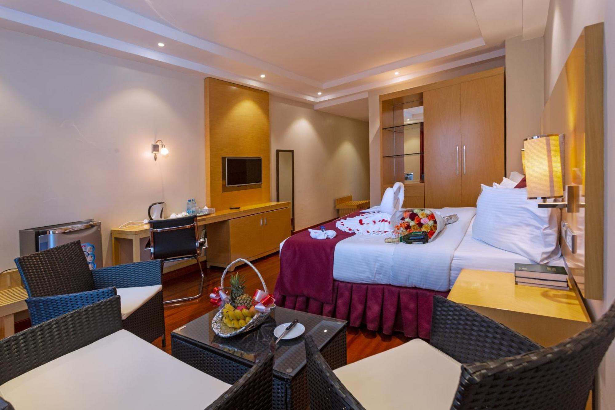 Three Steers Hotel Meru Dış mekan fotoğraf