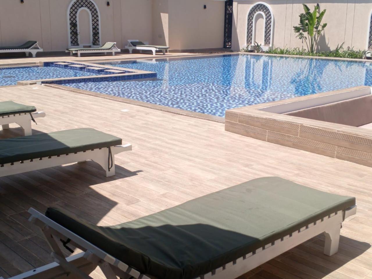 Three Steers Hotel Meru Dış mekan fotoğraf