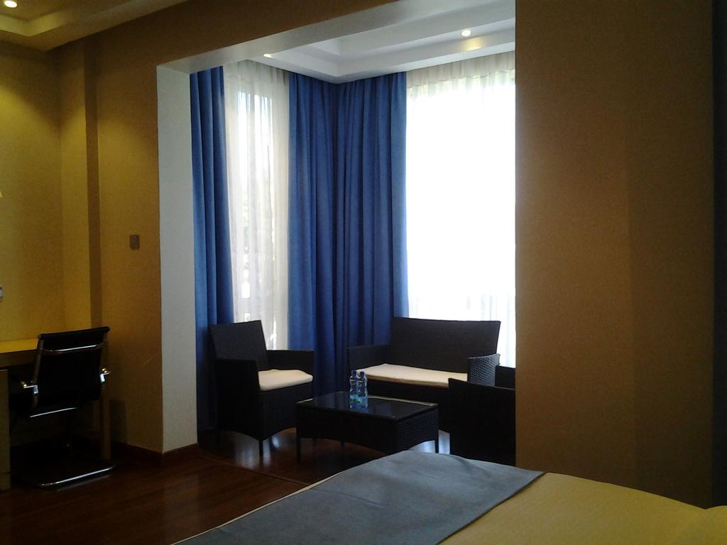 Three Steers Hotel Meru Dış mekan fotoğraf
