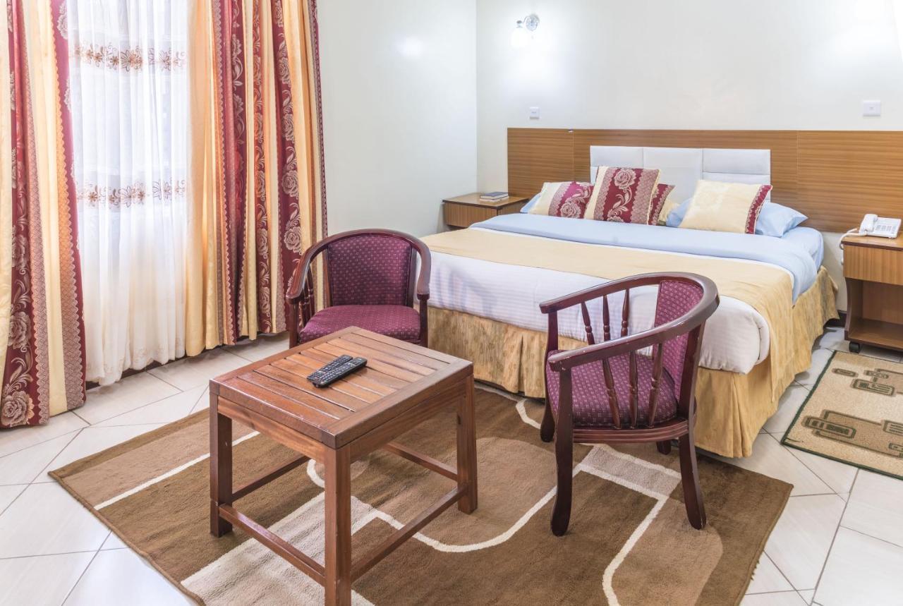 Three Steers Hotel Meru Dış mekan fotoğraf